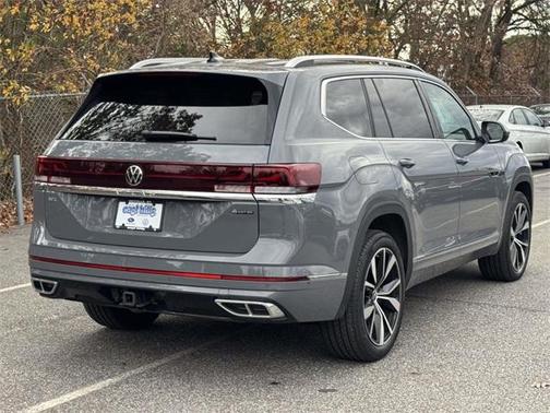 2025 Volkswagen Atlas 2.0T SEL Premium R-Line
