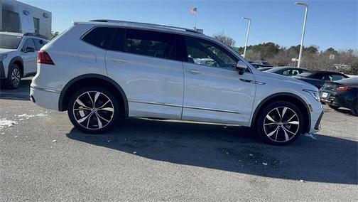 2022 Volkswagen Tiguan 2.0T SEL R-Line