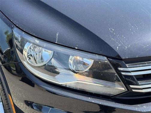 2018 Volkswagen Tiguan Limited 2.0T