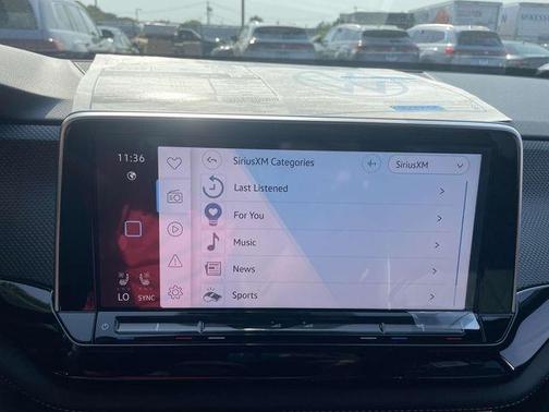 2024 Volkswagen Atlas Cross Sport 2.0T SEL Premium R-Line