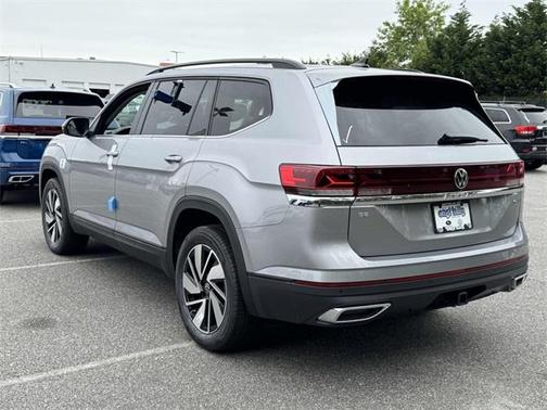 2025 Volkswagen Atlas 2.0T SE