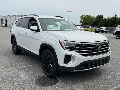2025 Volkswagen Atlas 2.0T SE