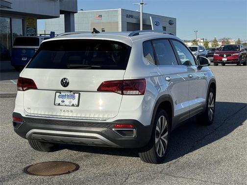 2024 Volkswagen Taos 1.5T SE