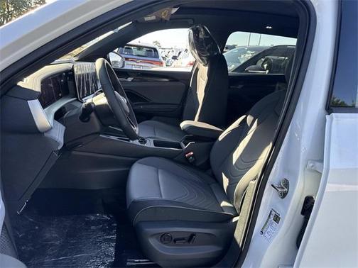 2025 Volkswagen Tiguan 2.0T SE R-Line Black
