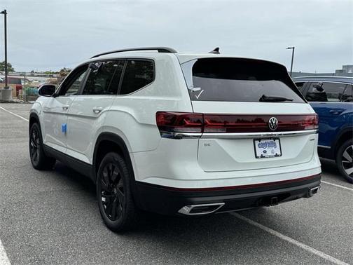 2025 Volkswagen Atlas 2.0T SE