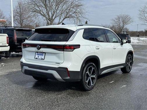 2025 Volkswagen Tiguan 2.0T SE