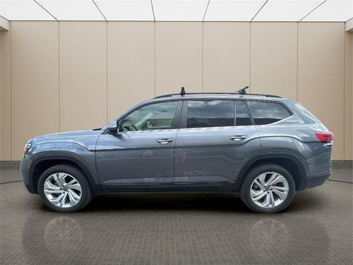 2022 Volkswagen Atlas 3.6L SE w/Technology