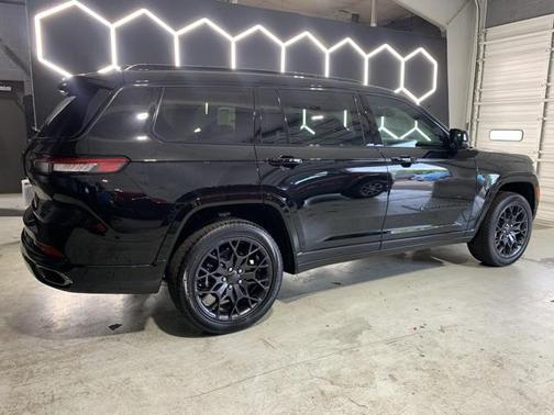 2025 Jeep Grand Cherokee L Summit Reserve