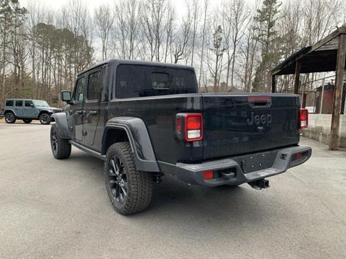 2025 Jeep Gladiator Nighthawk