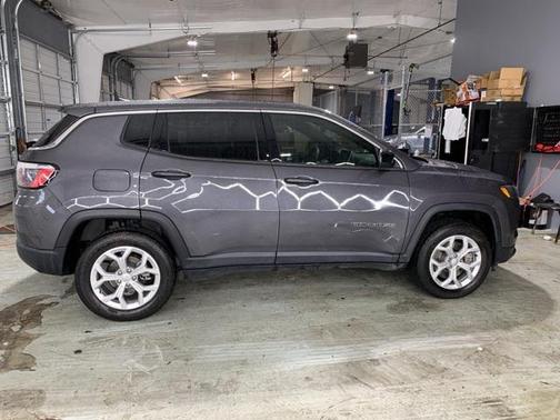 2024 Jeep Compass Sport
