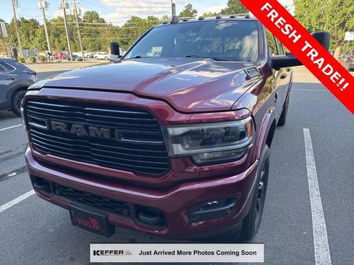 2022 RAM 3500 Laramie Crew Cab 4x4 6'4' Box