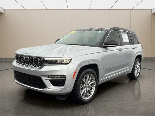 2024 Jeep Grand Cherokee Summit