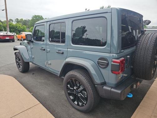 2024 Jeep Wrangler 4xe Sahara