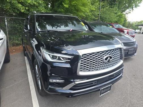 2021 INFINITI QX80 Luxe