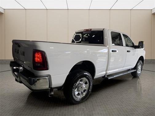 2025 RAM 2500 Tradesman Crew Cab 4x4 6'4' Box