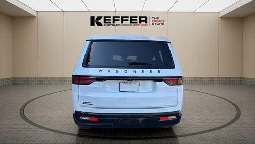 Bright White Clearcoat 2022 Jeep Wagoneer Series III Carbide 4x4