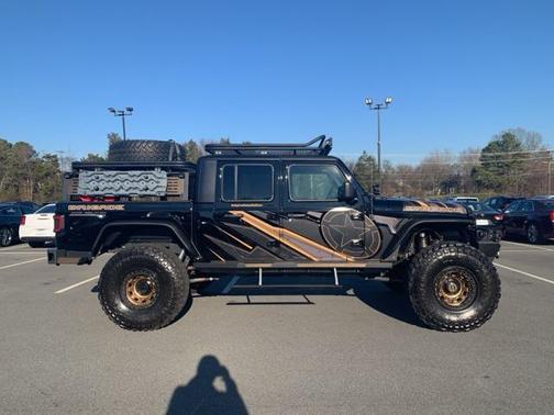 2023 Jeep Gladiator Willys 4x4
