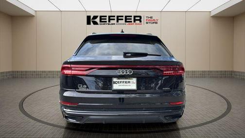 Orca Black Metallic 2020 Audi Q8 55 Premium Plus