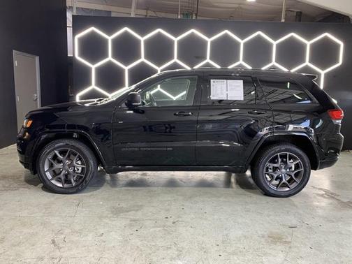 2021 Jeep Grand Cherokee 80th Anniversary 4X4