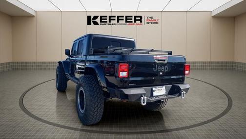 2022 Jeep Gladiator Willys 4x4