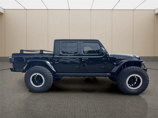 2022 Jeep Gladiator Willys 4x4