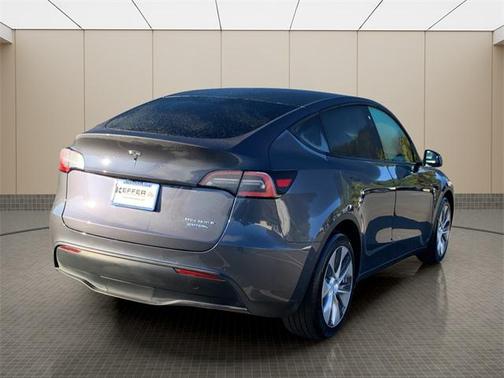 2021 Tesla Model Y Long Range Dual Motor All-Wheel Drive