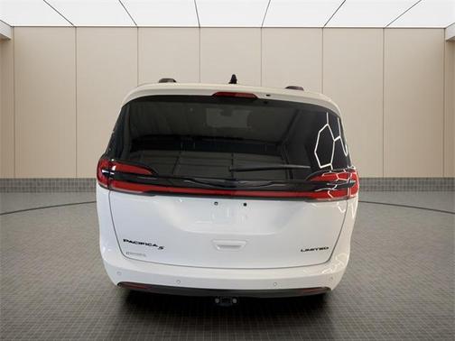 2024 Chrysler Pacifica Limited