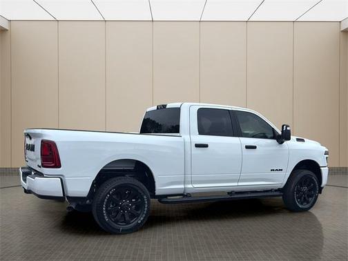 2026 RAM 2500 Big Horn Crew Cab 4x4 6'4' Box