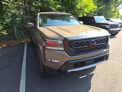2022 Nissan Frontier PRO-X