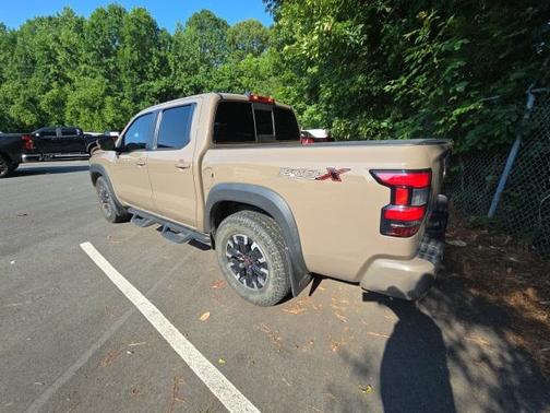 2022 Nissan Frontier PRO-X