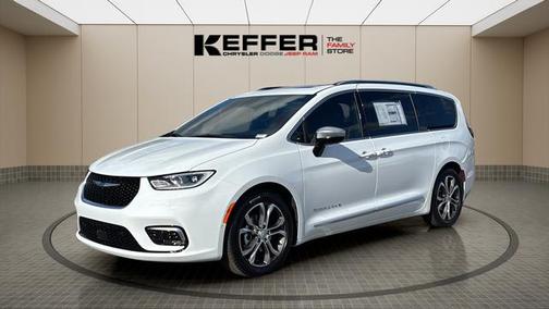 2026 Chrysler Pacifica L