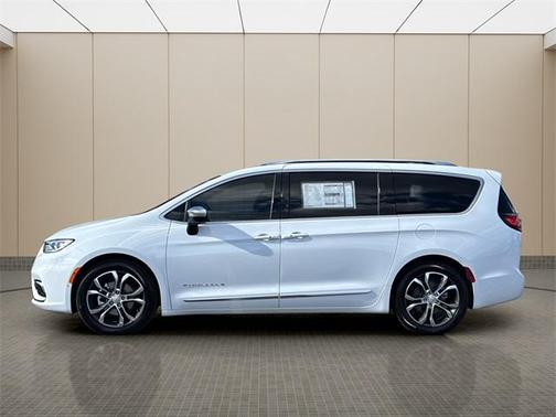 2026 Chrysler Pacifica L