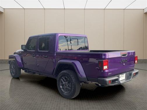 2026 Jeep Gladiator Sport S