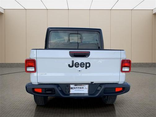 2026 Jeep Gladiator Sport