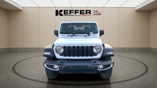 2026 Jeep Gladiator Sport