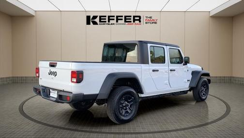 2026 Jeep Gladiator Sport