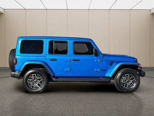 2026 Jeep Wrangler 4-Door Sahara 4x4