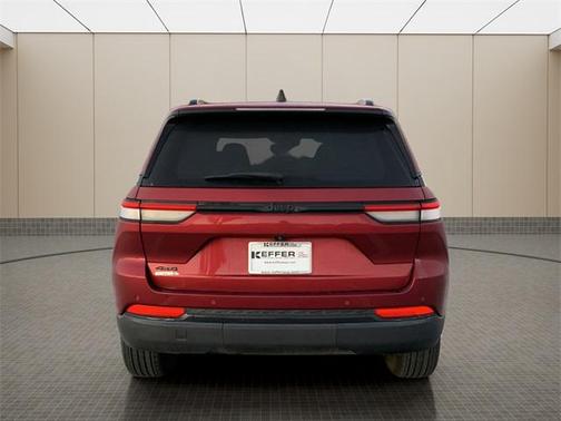 2024 Jeep Grand Cherokee Altitude