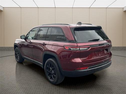2024 Jeep Grand Cherokee Altitude