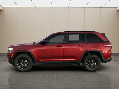 2024 Jeep Grand Cherokee Altitude