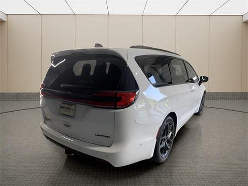 2024 Chrysler Pacifica Limited