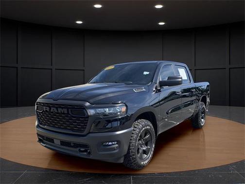 2025 RAM 1500 Warlock Crew Cab 4x4 5'7' Box