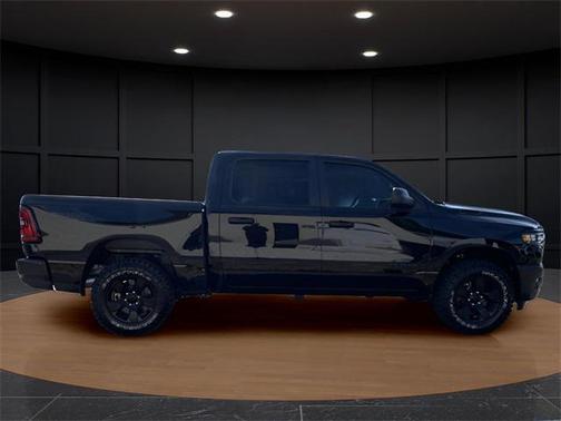 2025 RAM 1500 Warlock Crew Cab 4x4 5'7' Box