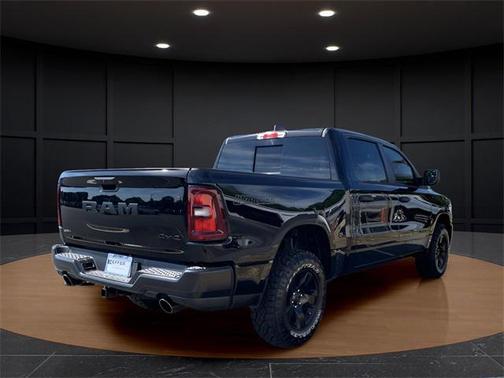 2025 RAM 1500 Warlock Crew Cab 4x4 5'7' Box