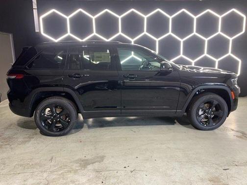 2025 Jeep Grand Cherokee Limited X