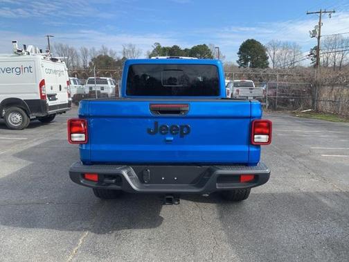2025 Jeep Gladiator Nighthawk