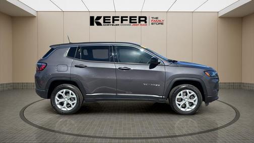 2024 Jeep Compass Sport
