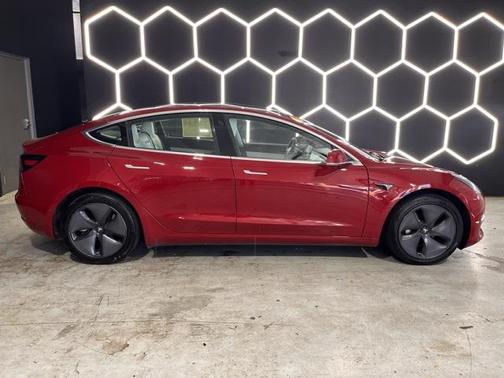 2019 Tesla Model 3 Performance