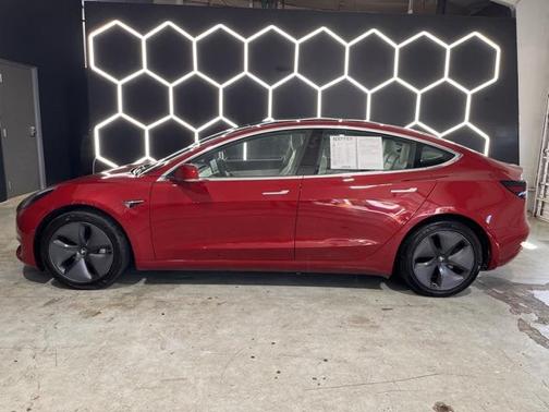 2019 Tesla Model 3 Performance