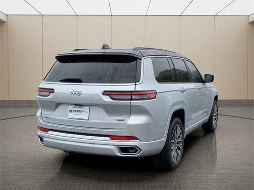 2025 Jeep Grand Cherokee L Summit Reserve